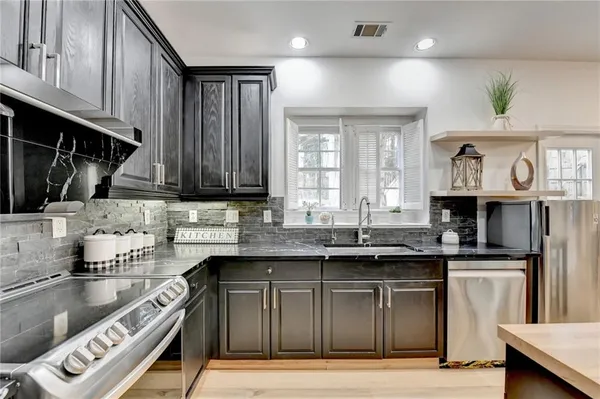 $515,000 | 710 Catamount Way Southwest, Lilburn, GA 30047