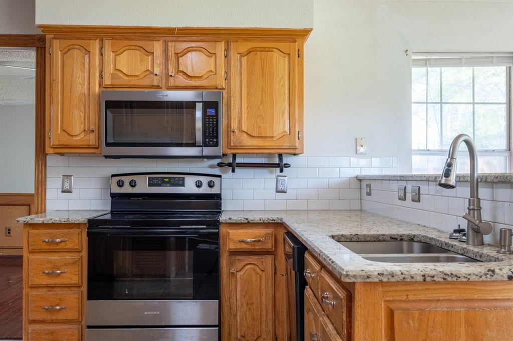 5 Griffith Court Terrell, TX 75160 - Photo 12 of 34