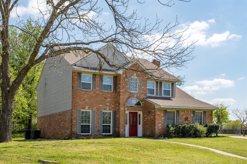 5 Griffith Court Terrell, TX 75160 - Photo 2 of 34