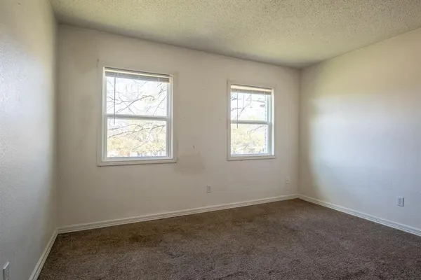 $294,900 | 5 Griffith Court, Terrell, TX 75160