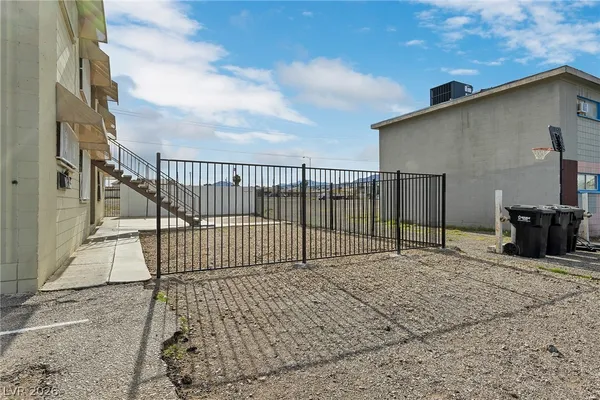 $895 | 212 Kola Street, Unit 4, Henderson, NV 89015