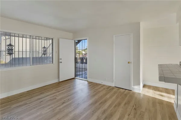 $895 | 212 Kola Street, Unit 4, Henderson, NV 89015