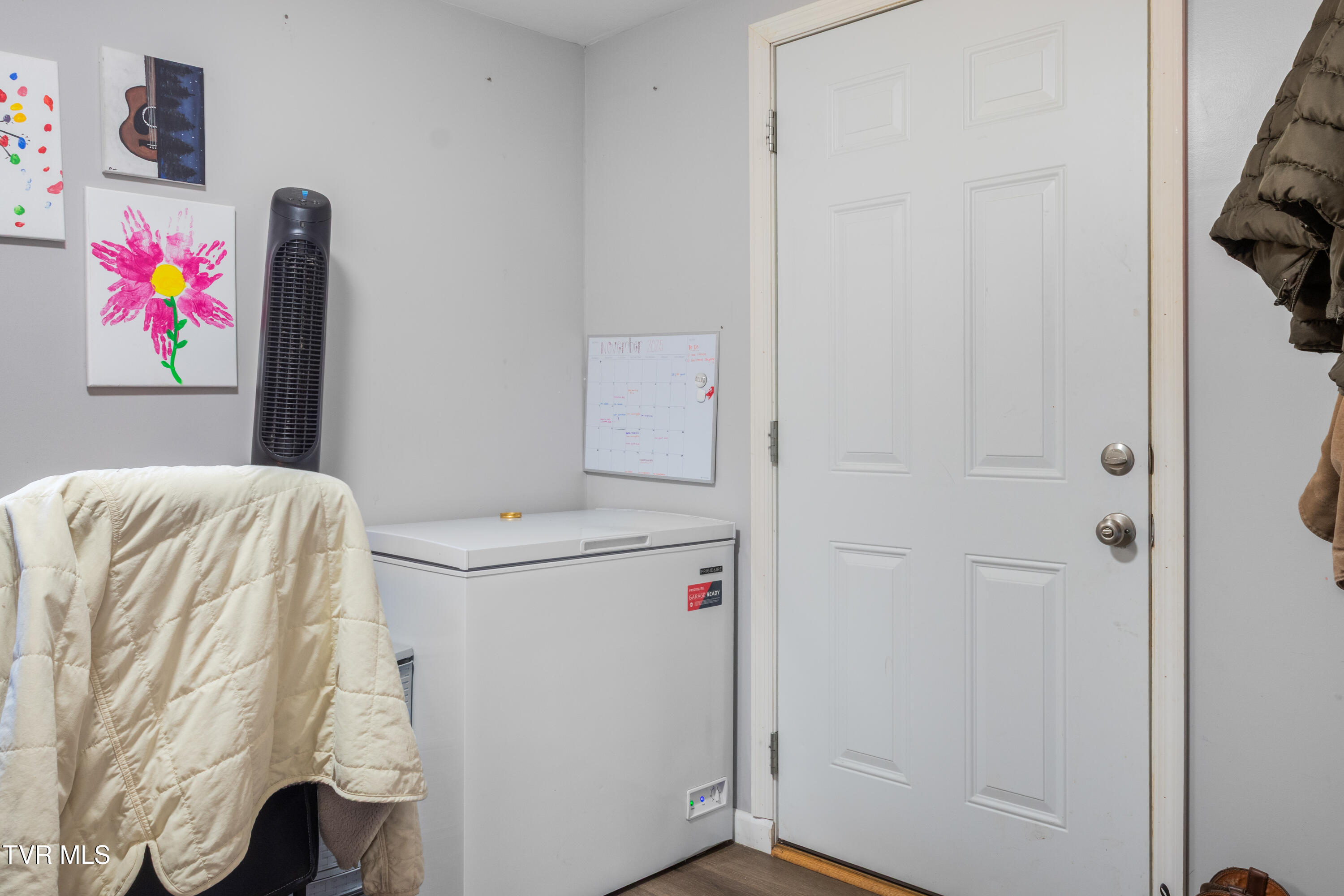 9086 Middle Wallens Creek Road Jonesville, VA 24263 - Photo 16 of 22 IMG_2089