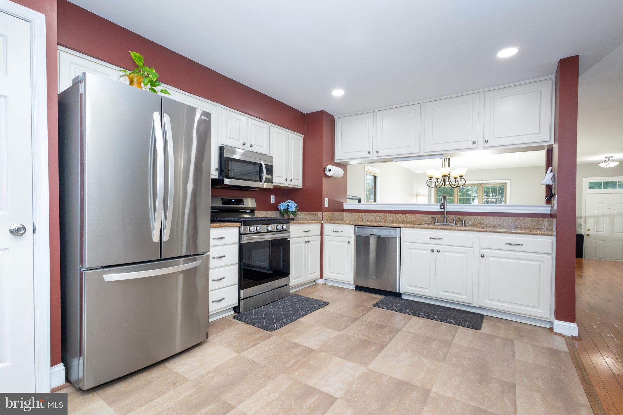 6417 English Ivy Way Springfield, VA 22152 - Photo 12 of 46