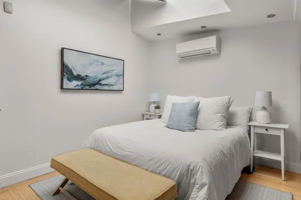 $3,200 | 178 Hyde Park Avenue, Unit 3, Boston, MA 02130