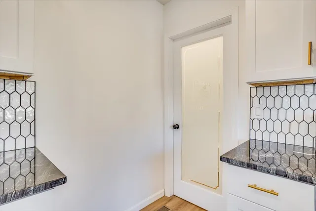 $189,900 | 657 North Dellrose Avenue, Wichita, KS 67208