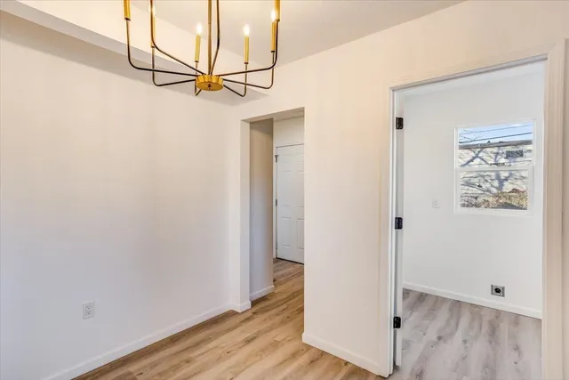 $189,900 | 657 North Dellrose Avenue, Wichita, KS 67208