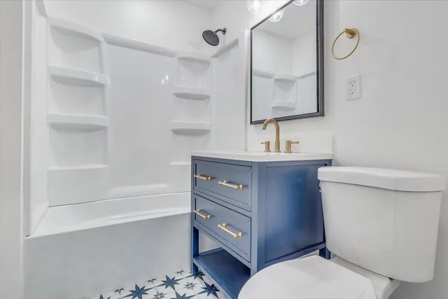 $189,900 | 657 North Dellrose Avenue, Wichita, KS 67208