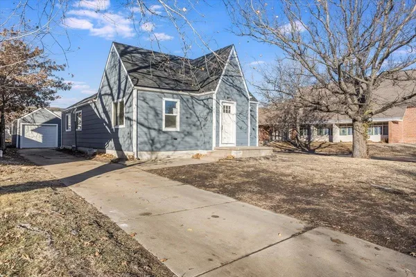 $189,900 | 657 North Dellrose Avenue, Wichita, KS 67208