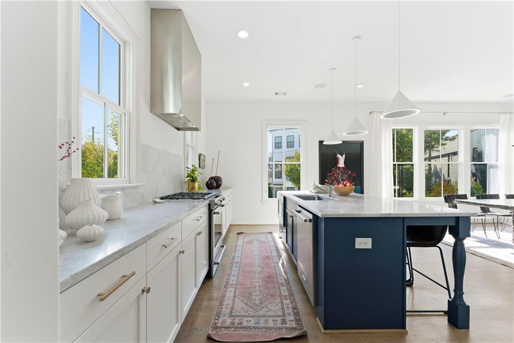 590 Bismark Road Northeast Atlanta, GA 30324 - Photo 8 of 38