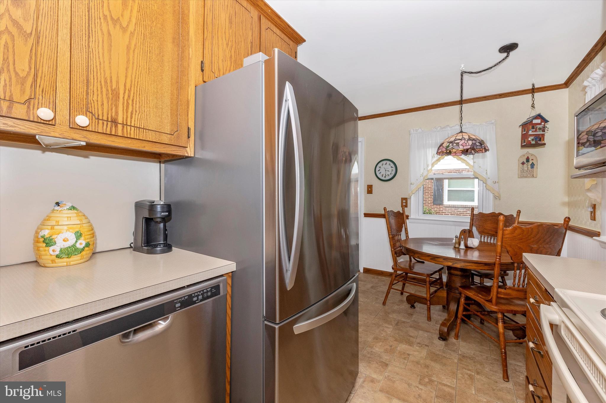 910 Seminole Road Frederick, MD 21701 - Photo 8 of 31 Kitchen