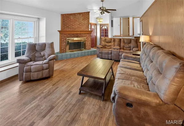 $94,900 | 405 Sycamore Street, Scott City, MO 63780