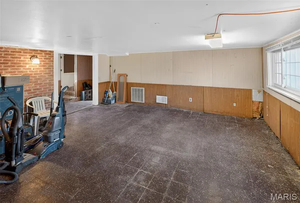 $94,900 | 405 Sycamore Street, Scott City, MO 63780