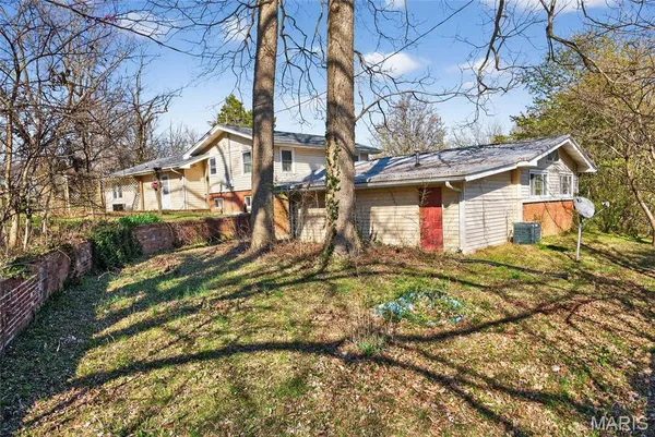 $94,900 | 405 Sycamore Street, Scott City, MO 63780