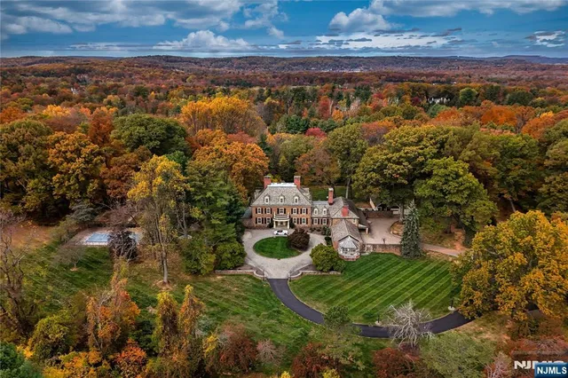 $7,488,000 | 74 Village Road, New Vernon, NJ 07976