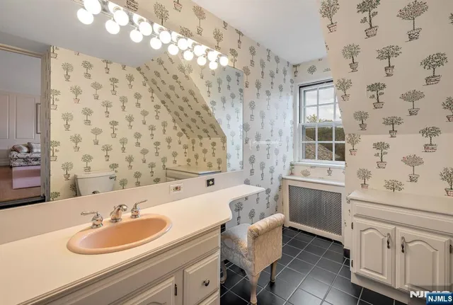 $7,488,000 | 74 Village Road, New Vernon, NJ 07976