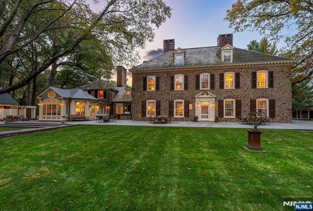 74 Village Road New Vernon, NJ 07976 - Photo 47 of 50 a view of a yard in front of the house