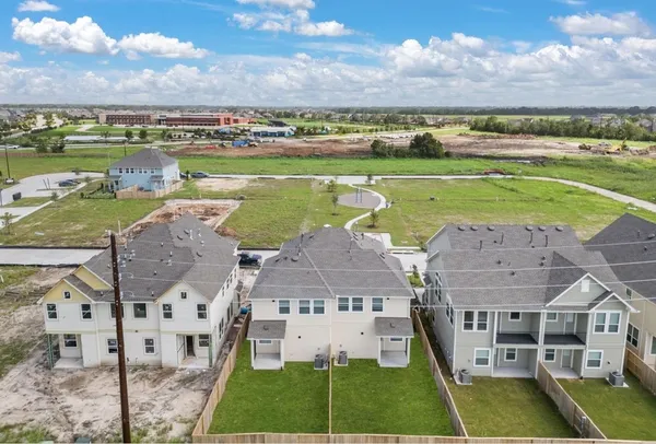 $2,500 | 5234 Capricorn Way, Manvel, TX 77578
