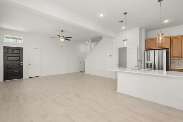$2,500 | 5234 Capricorn Way, Manvel, TX 77578