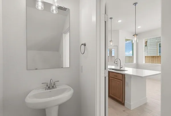 $2,500 | 5234 Capricorn Way, Manvel, TX 77578