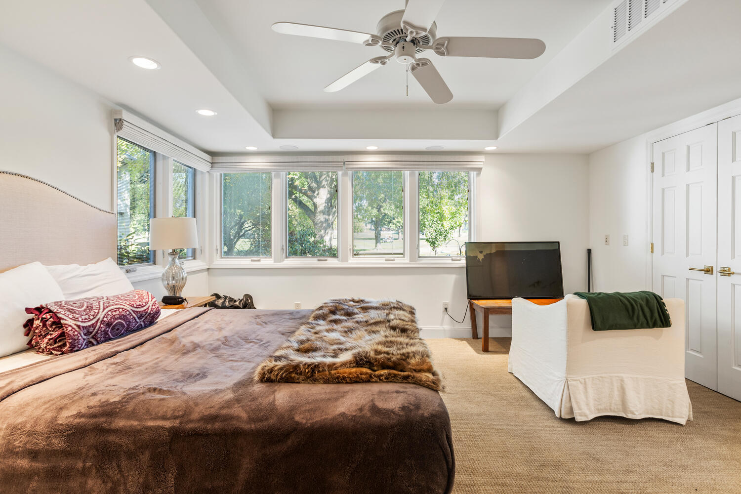 7 Greencroft Drive Champaign, IL 61821 - Photo 27 of 45 a bedroom with a bed and window