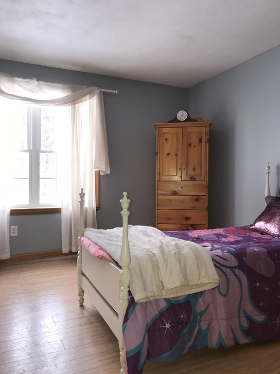 6 Juniper Road Pepperell, MA 01463 - Photo 11 of 24