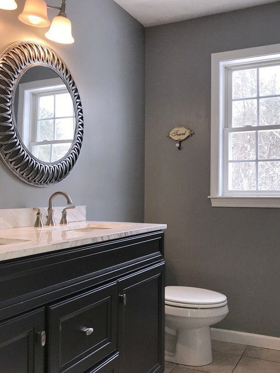 6 Juniper Road Pepperell, MA 01463 - Photo 13 of 24