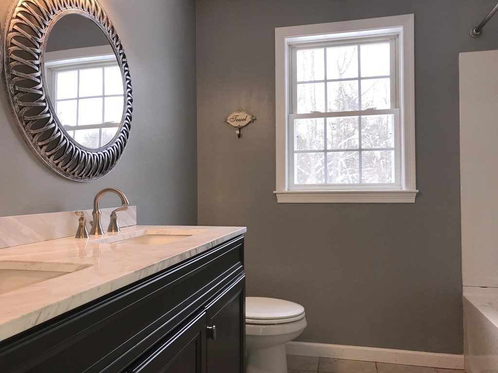 6 Juniper Road Pepperell, MA 01463 - Photo 14 of 24