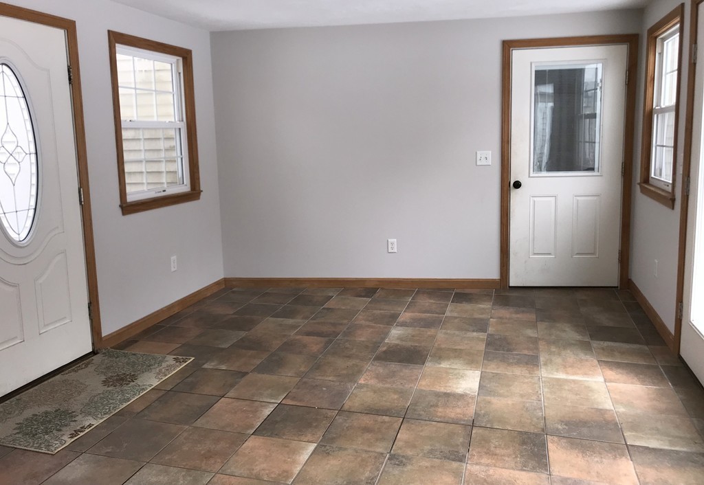 6 Juniper Road Pepperell, MA 01463 - Photo 6 of 24