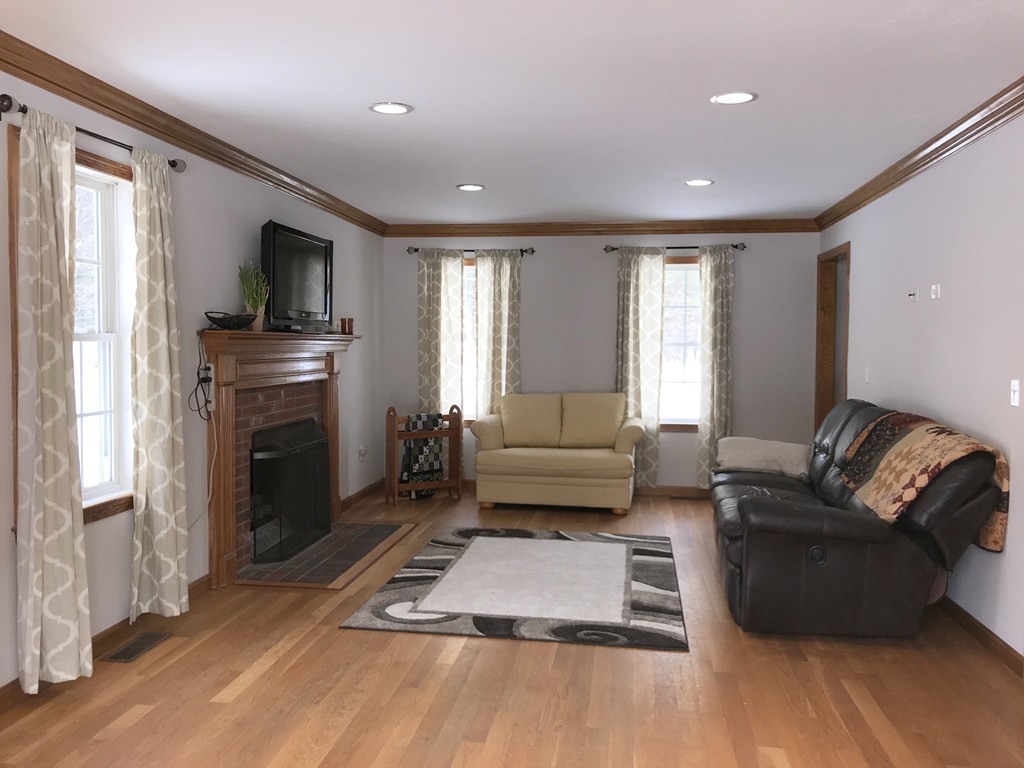 6 Juniper Road Pepperell, MA 01463 - Photo 8 of 24