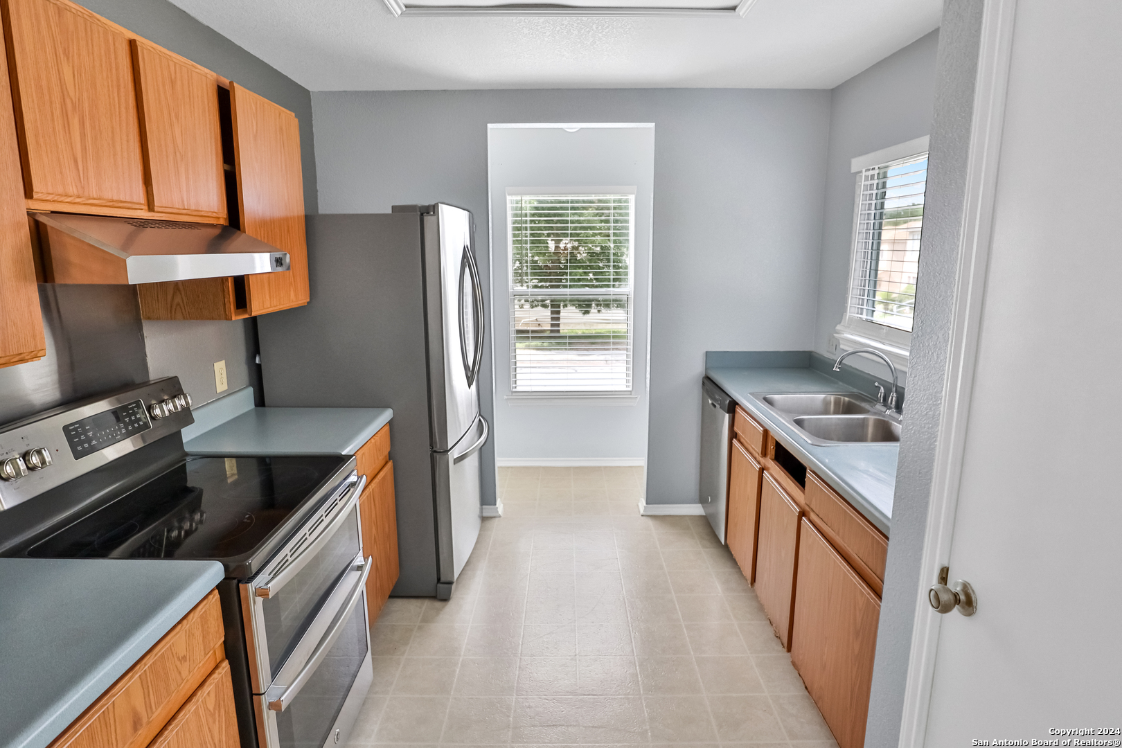 7 Caswell Circle San Antonio, TX 78240 - Photo 9 of 15