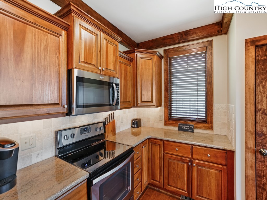 195 Red Tail Summit, Unit CF1 Boone, NC 28607 - Photo 9 of 21 Gallery Image 9