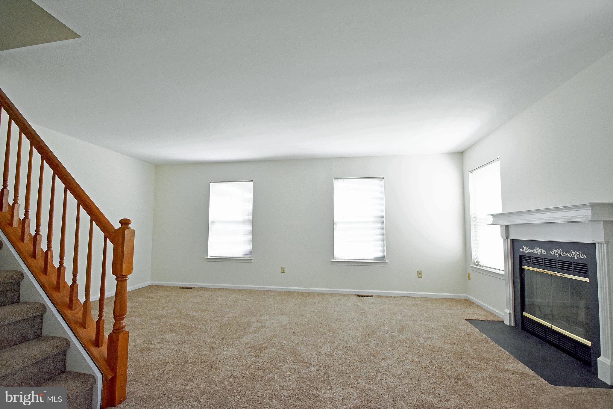 300 Buttonwoods Road Elkton, MD 21921 - Photo 4 of 9 Living Room