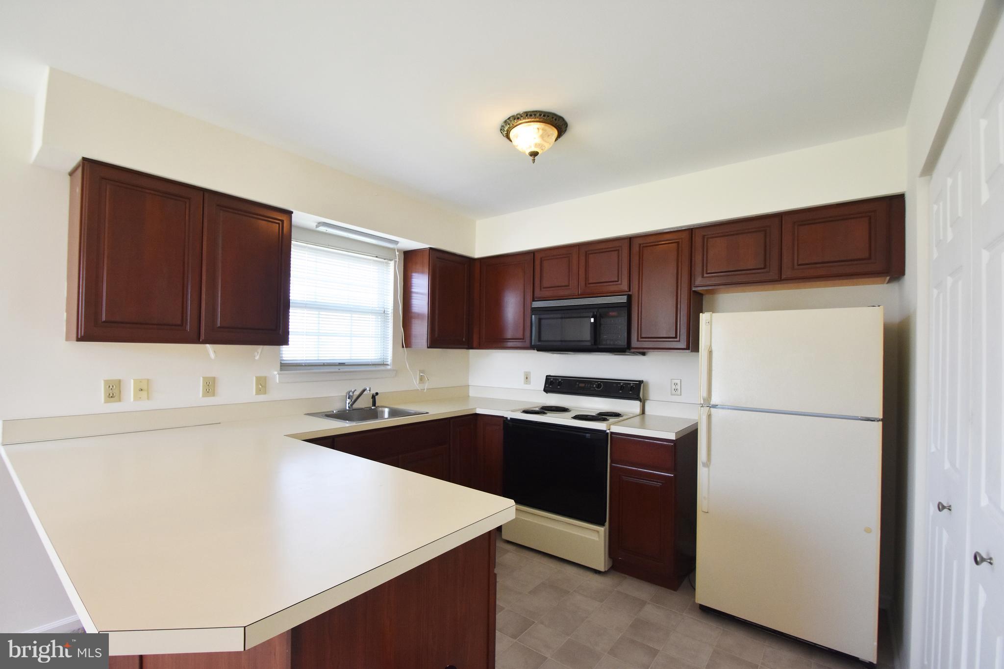 300 Buttonwoods Road Elkton, MD 21921 - Photo 5 of 9 Kitchen