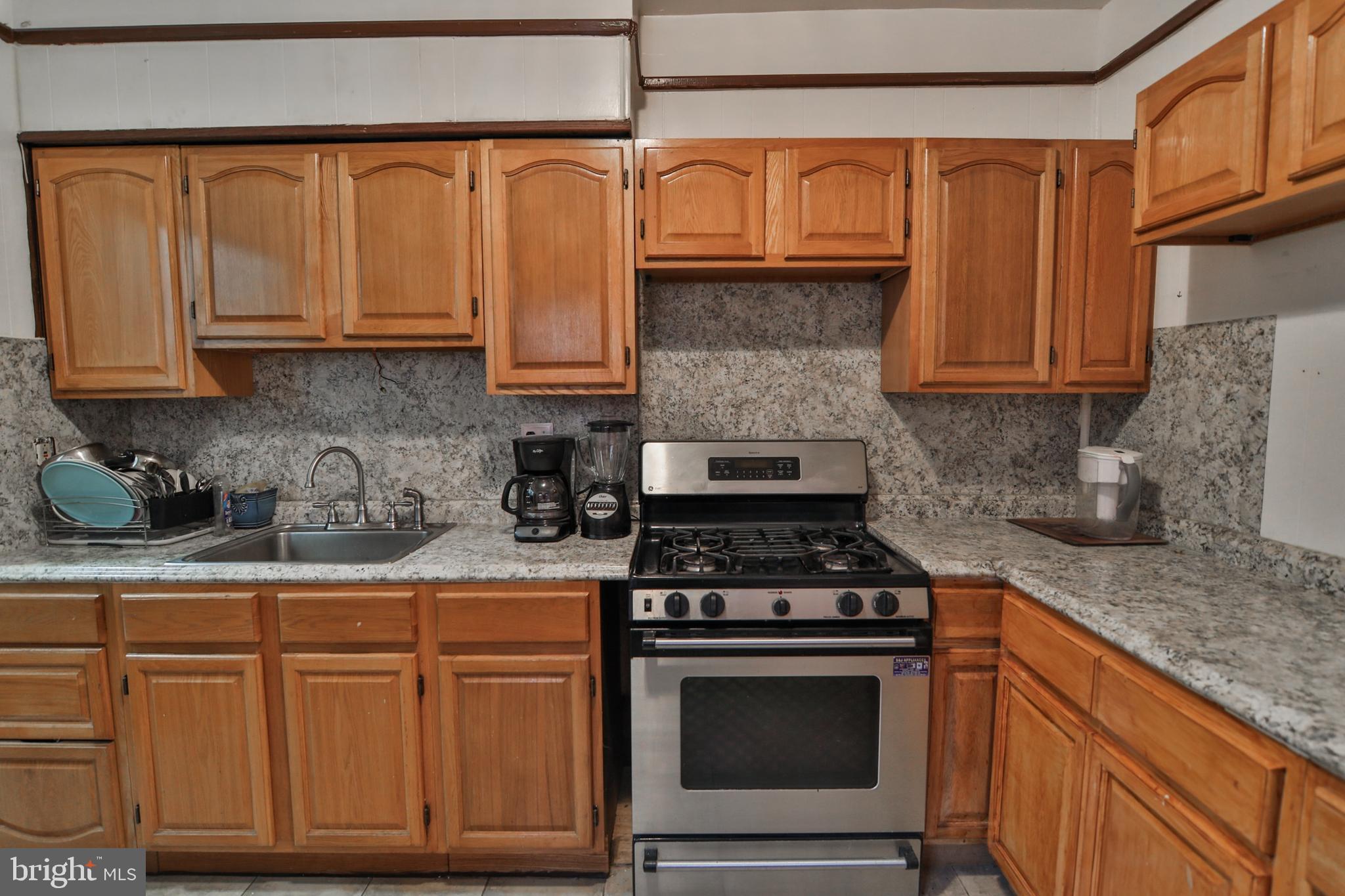 413 Spring Street Reading, PA 19601 - Photo 13 of 21 Gallery Image 13