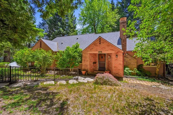 $695,000 | 417 Chapel Street, Grass Valley, CA 95945
