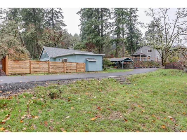 $519,999 | 2984 Floral Hill Drive, Eugene, OR 97403