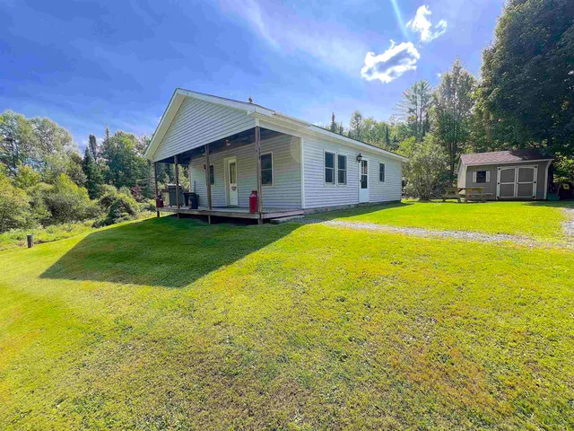 $229,000 | 559 Stratton Road, Hardwick, VT 05843