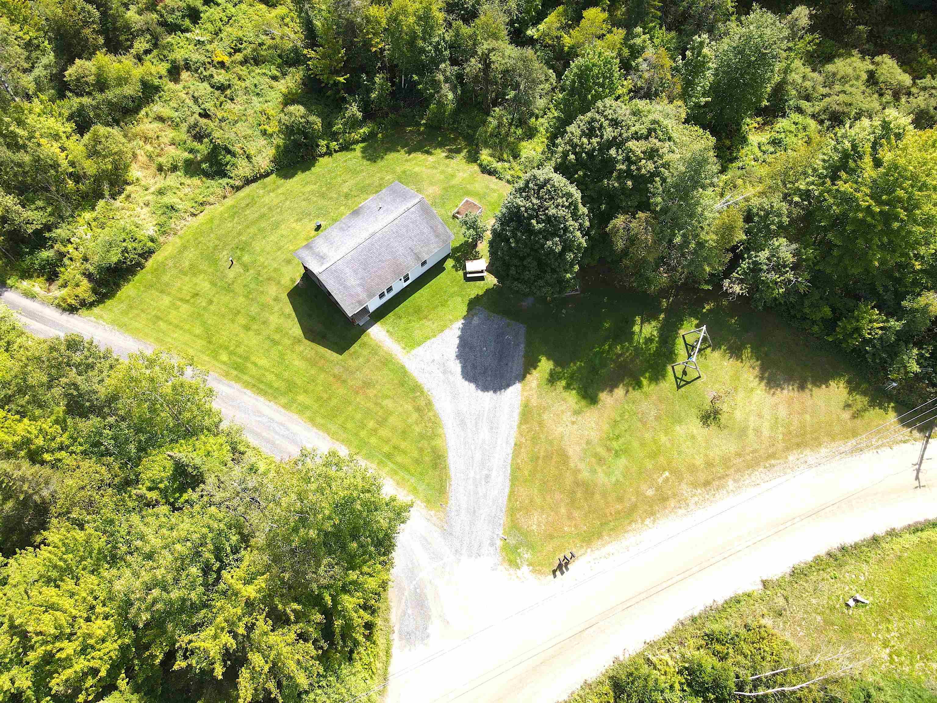 559 Stratton Road Hardwick, VT 05843 - Photo 6 of 27