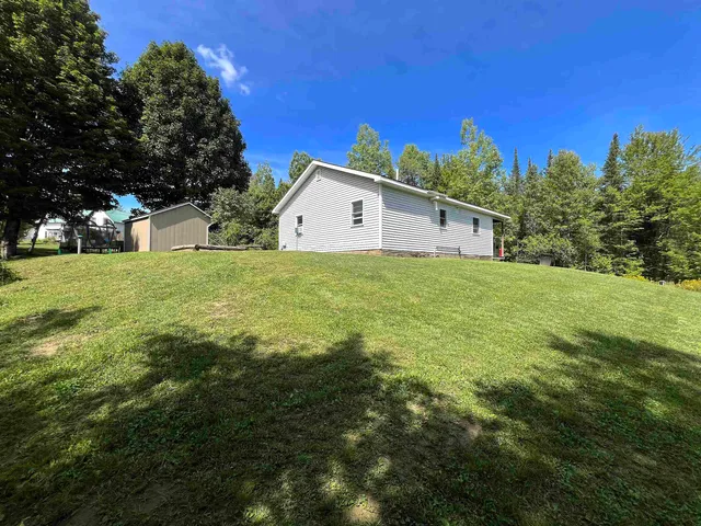 $229,000 | 559 Stratton Road, Hardwick, VT 05843