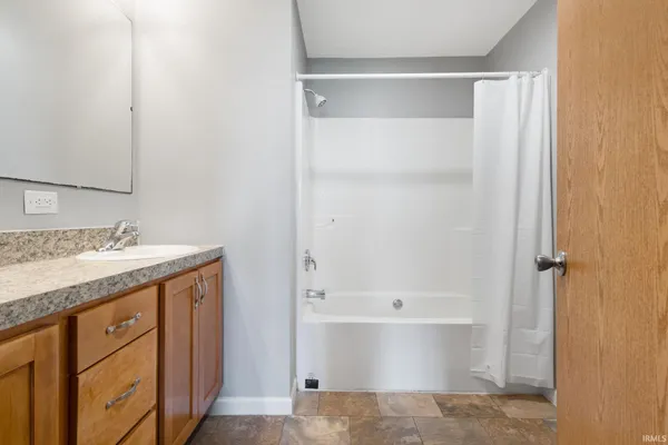 $240,000 | 1506 James Place, Goshen, IN 46526