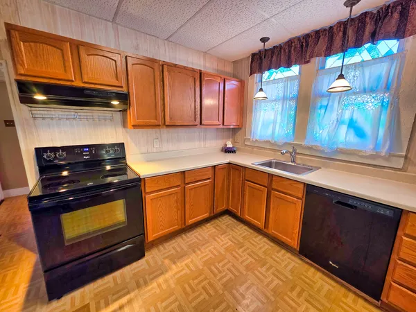 $129,000 | 542 Vincennes Avenue, Flora, IL 62839