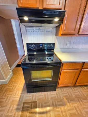 $129,000 | 542 Vincennes Avenue, Flora, IL 62839