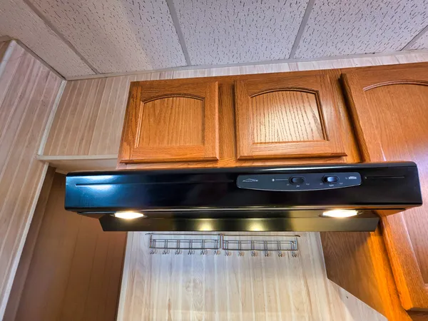 $129,000 | 542 Vincennes Avenue, Flora, IL 62839