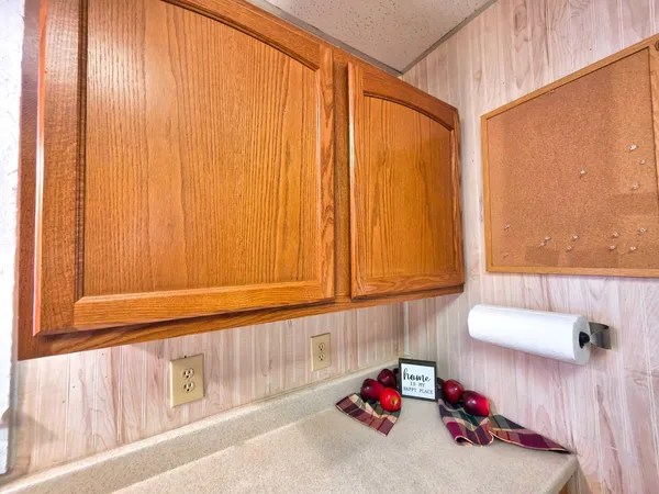 $129,000 | 542 Vincennes Avenue, Flora, IL 62839