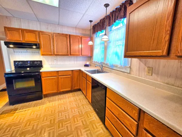 $129,000 | 542 Vincennes Avenue, Flora, IL 62839