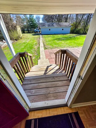 $129,000 | 542 Vincennes Avenue, Flora, IL 62839