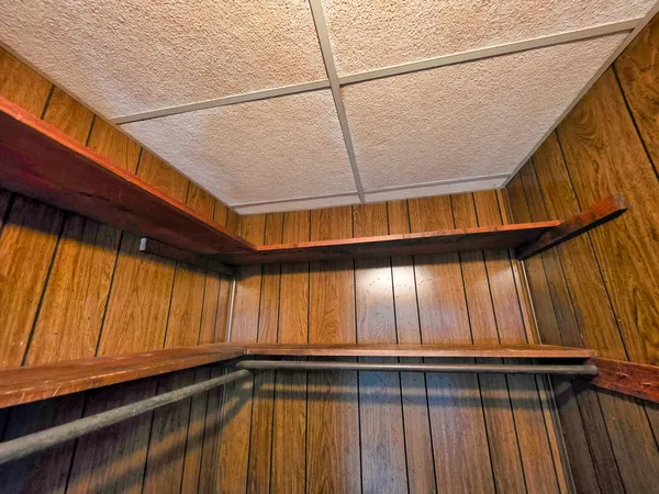 $129,000 | 542 Vincennes Avenue, Flora, IL 62839