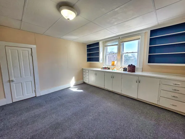 $129,000 | 542 Vincennes Avenue, Flora, IL 62839