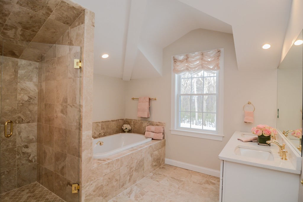 25 Chiltern Road Weston, MA 02493 - Photo 9 of 13 Gallery Image 9
